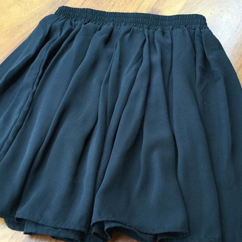 Brandy Melville John Galt Skirt